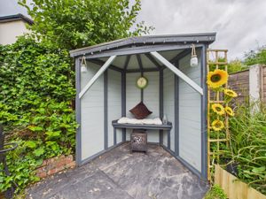 Photo 27- click for photo gallery